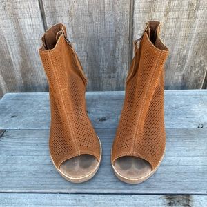 Toms Brown Suede Peep Toe Ankle Booties Size 8.5